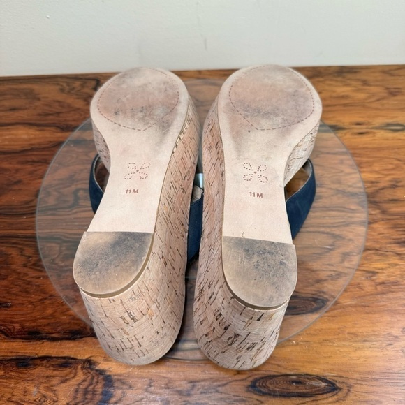 CASLON Carla Wedge Sandals in black - Picture 12 of 12